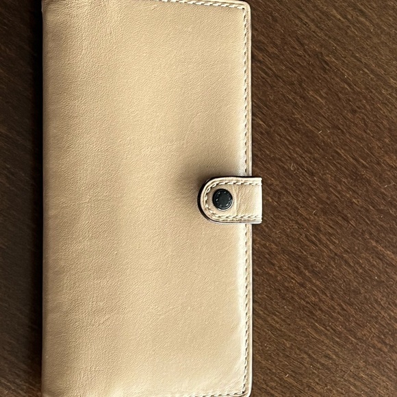 Coach wallet - Picture 1 of 3